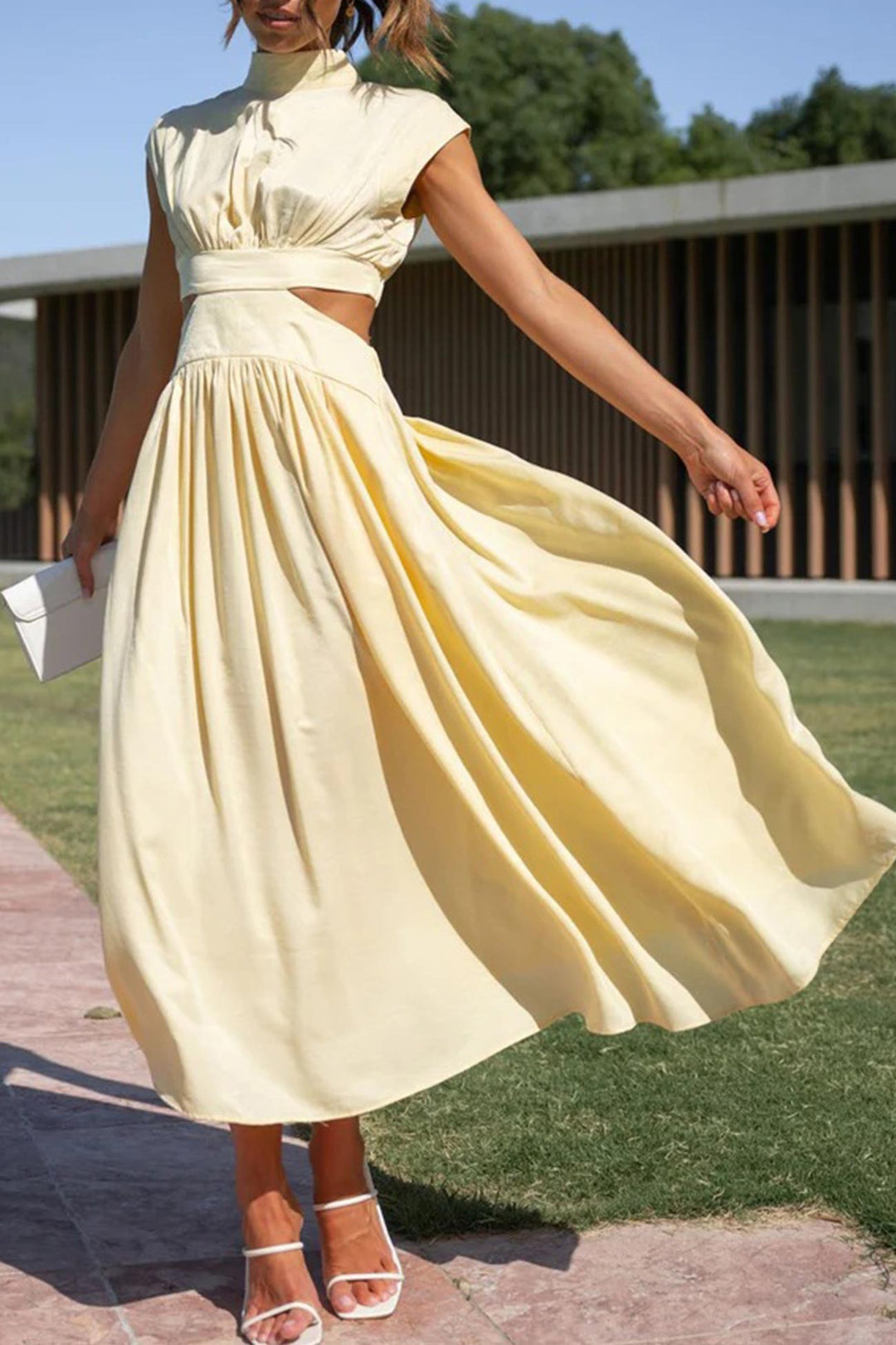 Mock Neck Cutout Midi Kleid – Élara