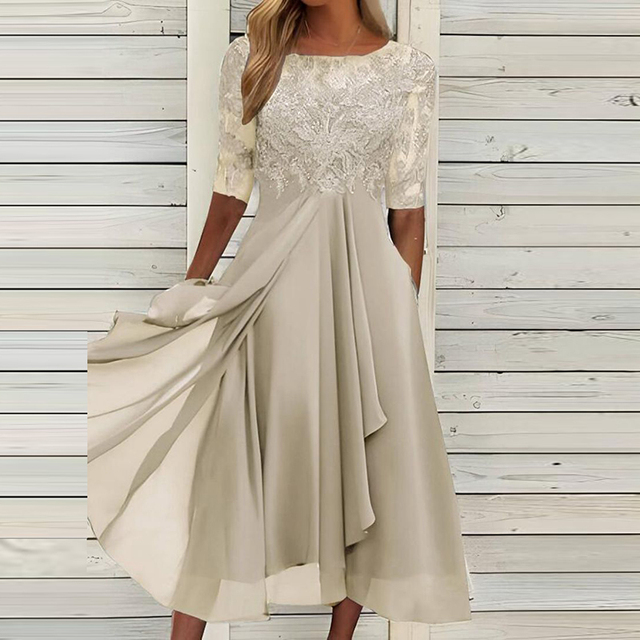Echoarchiv | Elegantes Spitzenkleid Glamourös Zu Jedem Anlass