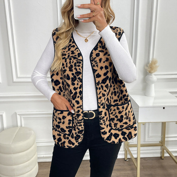 Damen Gefütterte Teddy‑Weste mit Leopardenmuster und aufgesetzten Taschen – Célinea