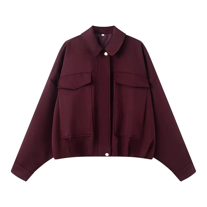 Damen cropped Overshirt-Jacke mit überlanger Ärmelpartie, großen Pattentaschen und verdeckter Druckknopfleiste – Célinea