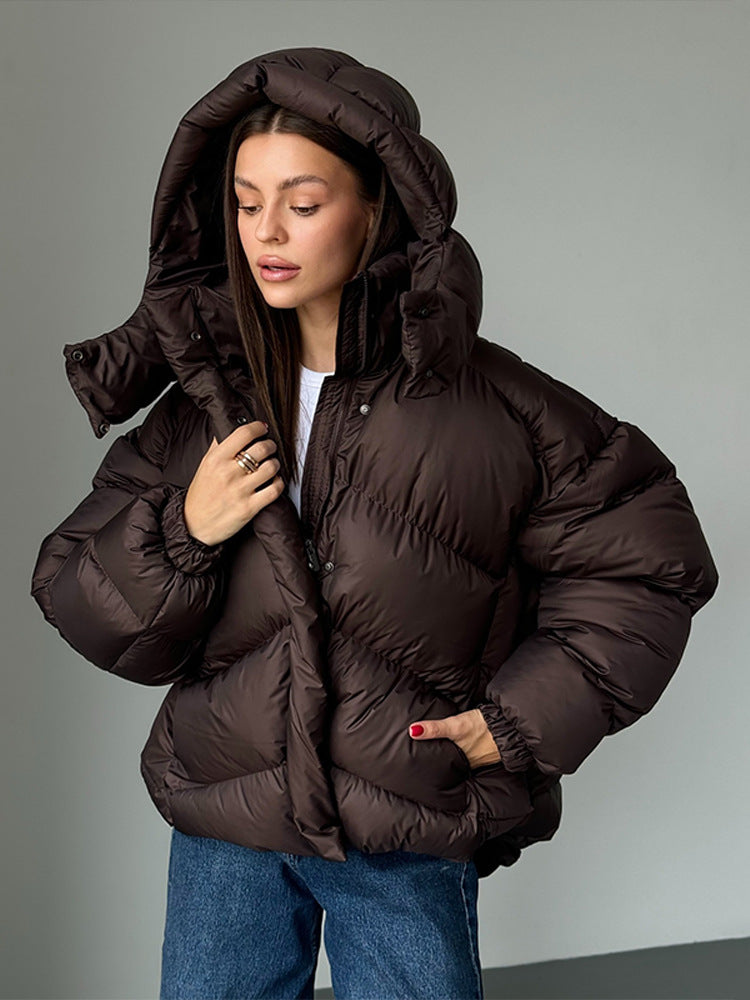 Damen Kurz-Pufferjacke mit Thermofüllung, Oversize-Kapuze & verdecktem Zweiwege-Reißverschluss Echoarchiv