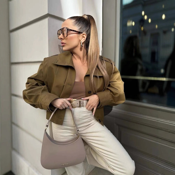 Damen Kurze Boxy‑Trenchjacke mit Faltenblende und Epauletten Echo Archiv