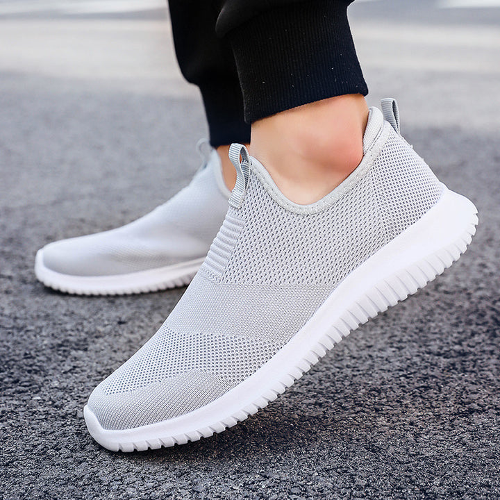 Damen nan minimalistischer Schlupf-Freizeitschuh mit vorderer Zuglasche, gepolstertem Knöchelkragen und flexibler Adaptivsohle Echo Archiv