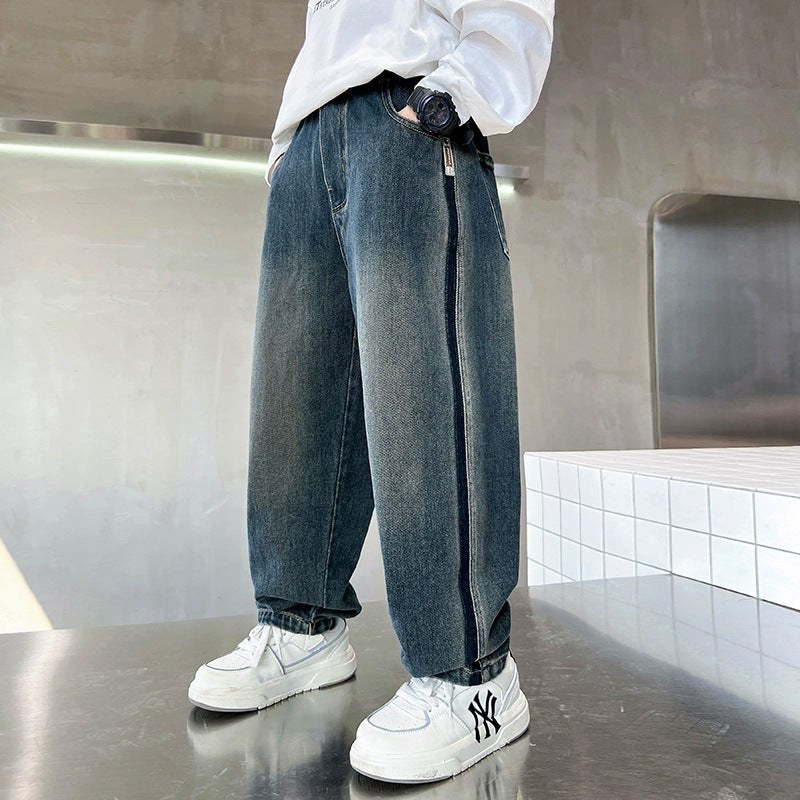 Unisex oversized Baggy-Jeans mit einzigartigem Taschen-Design Echo Archiv