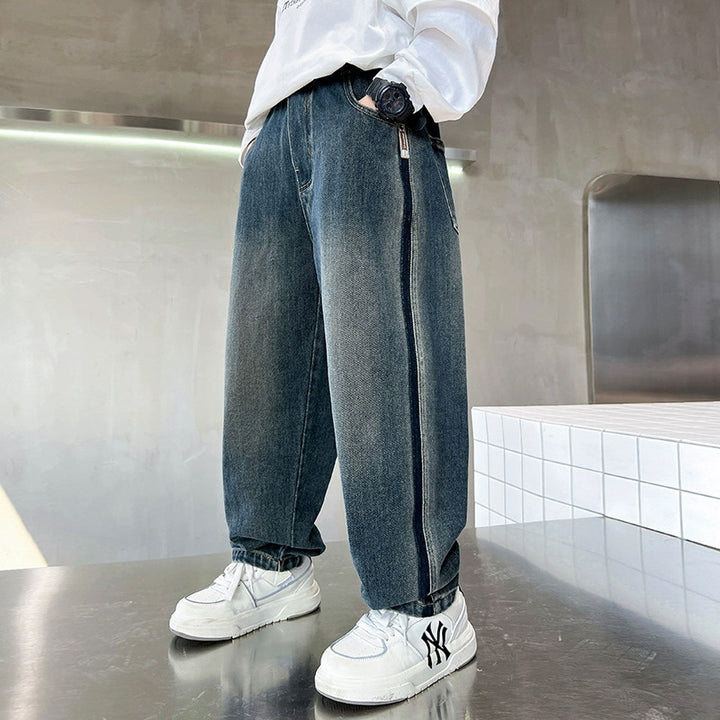 Unisex oversized Baggy-Jeans mit einzigartigem Taschen-Design Echo Archiv
