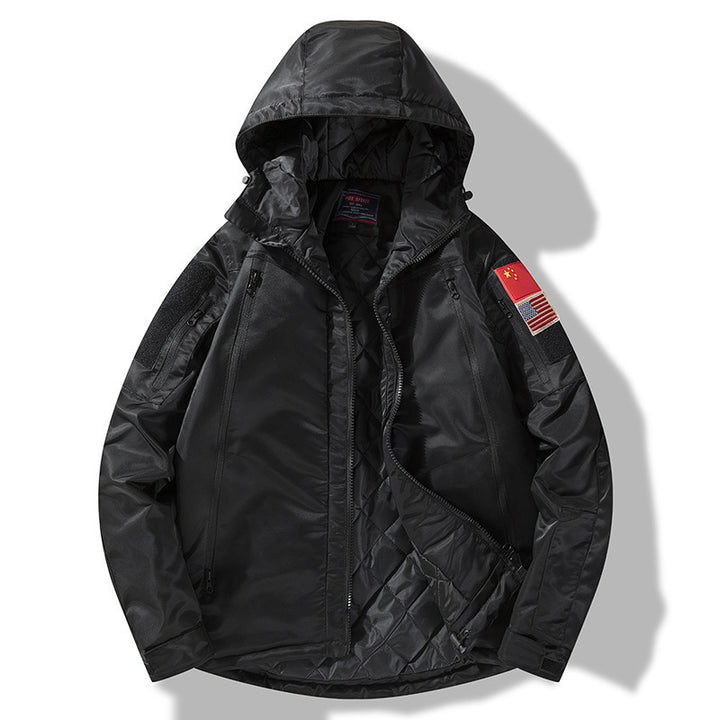 Herren isolierte Jacke mit verstellbarer Kapuze und funktionalen Taschen Echoarchiv