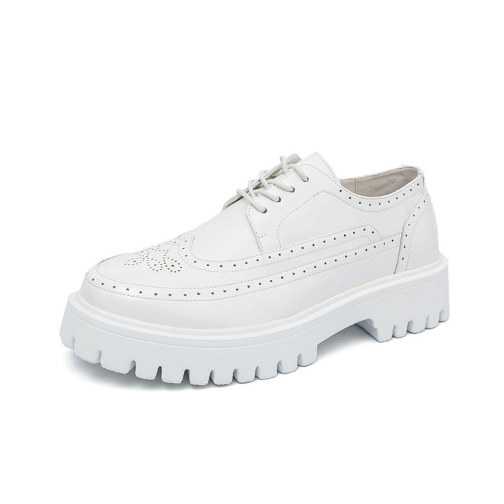 Damen Plateau-Brogue Derby mit markanter Profilsohle und Lacklederoptik Echo Archiv