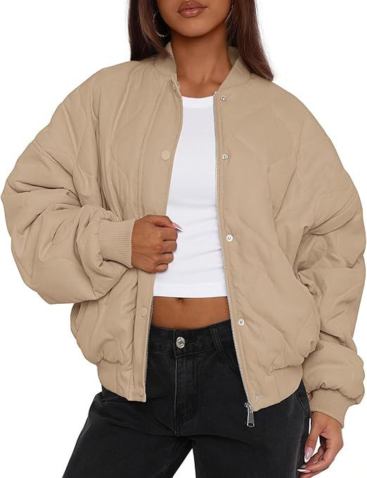 Damen Kurz geschnittene Stepp-Bomberjacke im Oversize-Look mit Raglanärmeln Echo Archiv