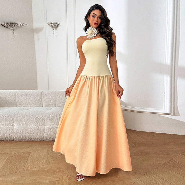 Damen Elegantes Maxikleid mit floralem Akzent Echo Archiv