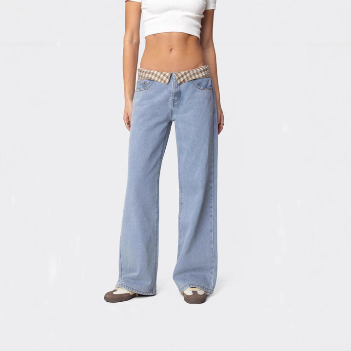 Damen nan weite Schlagjeans mit umgeschlagenem Karobund und klassischem Five-Pocket-Schnitt Echo Archiv