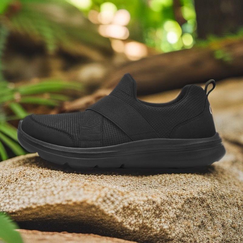 Damen nan elastischer Slip-On Komfort-Sneaker mit atmungsaktivem Strickoberteil, gekreuzten Stretchriemen und dämpfender EVA-Sohle Echo Archiv