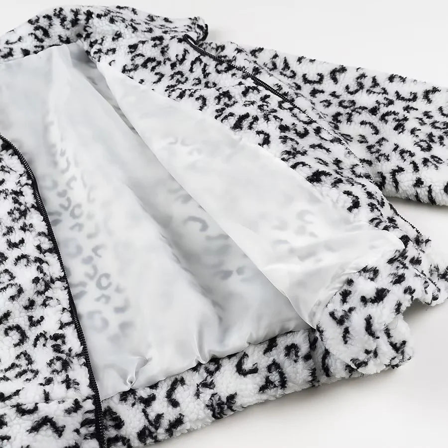 Damen kuschelige Teddy-Fleece Jacke mit Stehkragen und durchgehendem Reißverschluss – Célinea