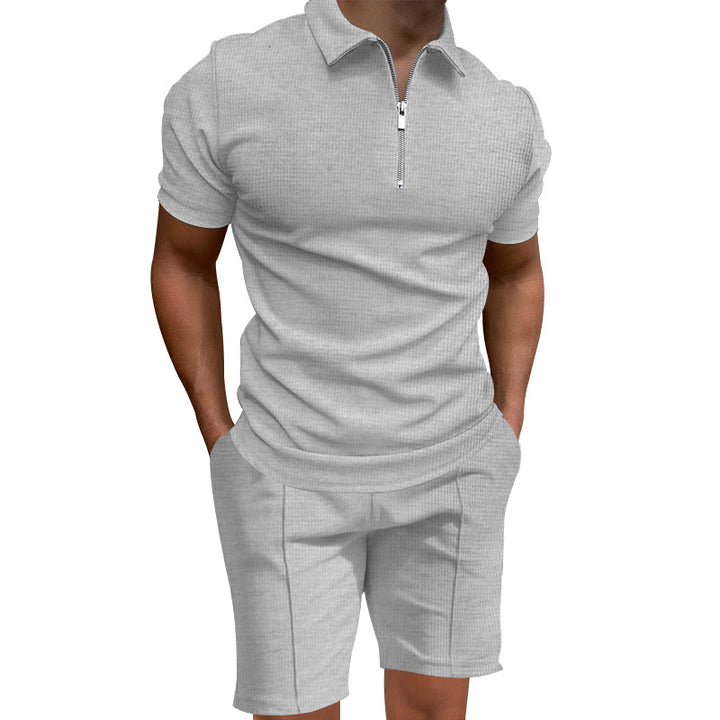 Herren Sportliches Kurzarm-Outfit mit modernem Strukturdesign und Reißverschluss Echoarchiv