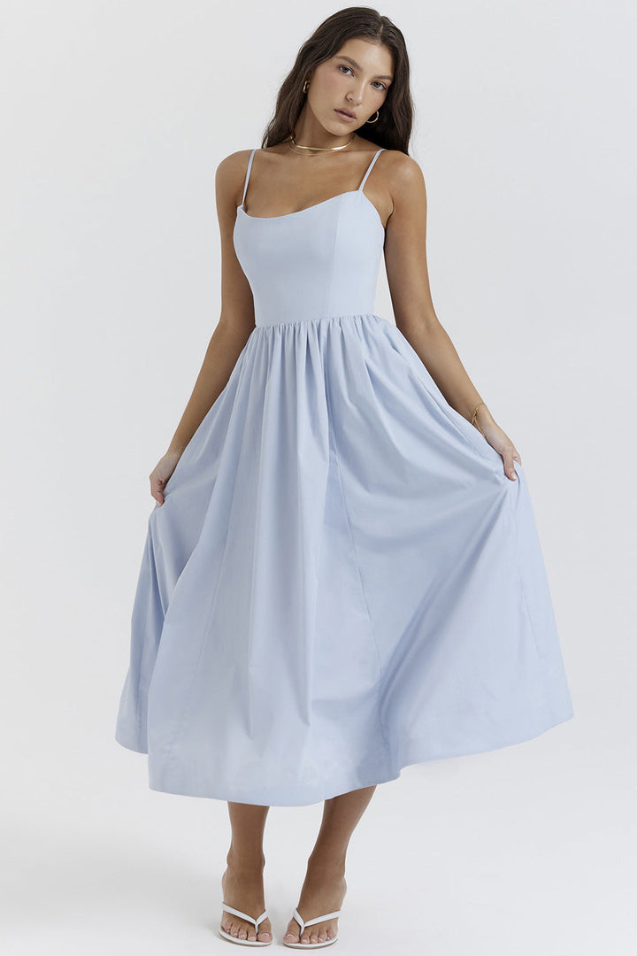 Damen Maxikleid mit schmalen Trägern und schwingendem Rock Echoarchiv