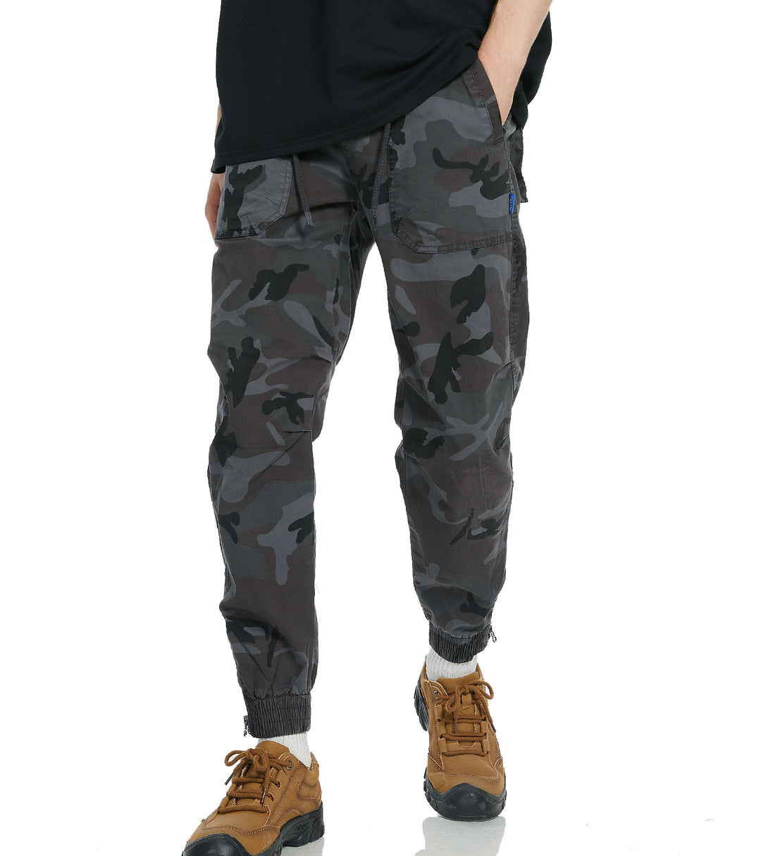 Herren Cargohose mit praktischen Taschen und Bündchen Echoarchiv
