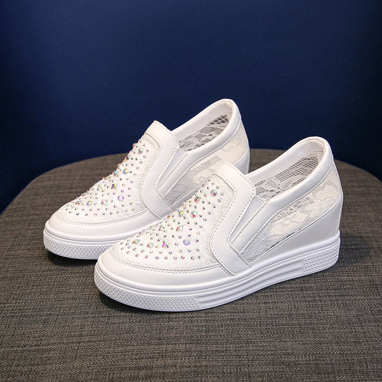 Damen Slip-On Keil-Sneaker mit funkelnden Ziersteinen und elastischen Seiteneinsätzen Echo Archiv