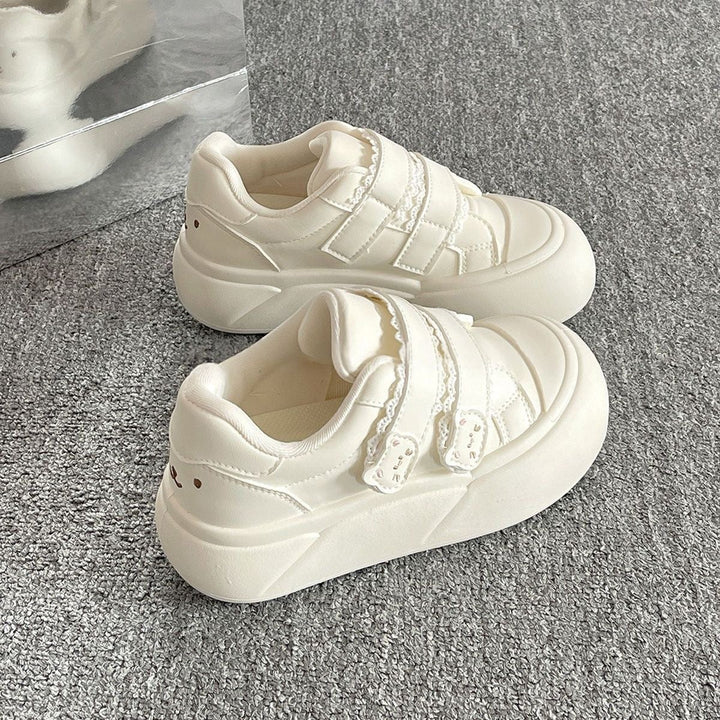 Damen Sneaker mit verstellbaren Klettverschlussriemen und komfortabler Sohle Echo Archiv