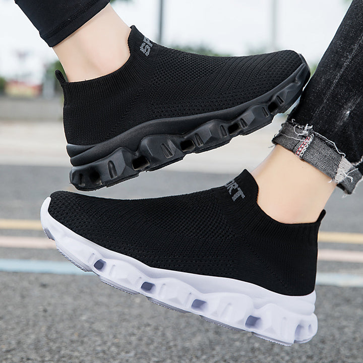 Unisex nan nahtloser Strick-Slip-On mit sockenähnlichem Schaft und skulpturierter Dämpfungssohle Echo Archiv
