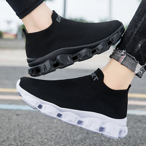 Unisex nan nahtloser Strick-Slip-On mit sockenähnlichem Schaft und skulpturierter Dämpfungssohle Echo Archiv