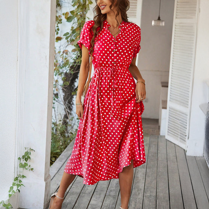 Damen Elegantes Hemdblusenkleid mit tailliertem Design und Polka-Dots Echo Archiv