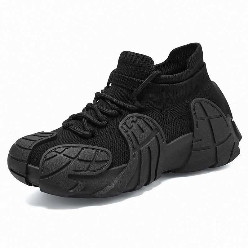 Herren nan massiver Sneaker mit sockenähnlichem Strickschaft, geformten Gummiapplikationen und griffiger Profilsohle Echo Archiv