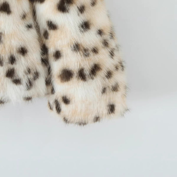 Damen langer Kunstfellmantel im Leopardenmuster mit Oversize-Schnitt Echoarchiv