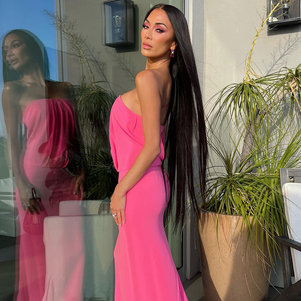 Damen Elegantes Maxikleid mit schmalem Design und raffinierten Cut-Out-Details Echo Archiv