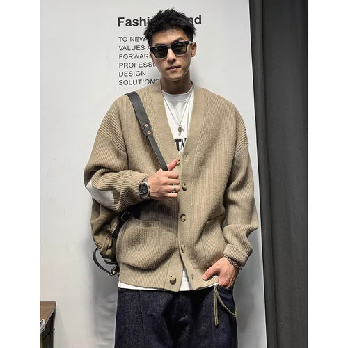 Herren Moderne Strickjacke mit Knopfleiste Echoarchiv