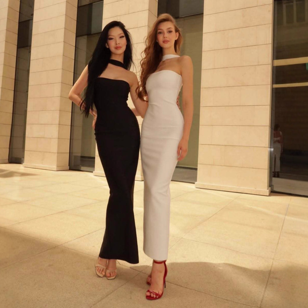 Damen Enges Abendkleid mit tiefem U-Ausschnitt und chicer Rückenpartie Echo Archiv