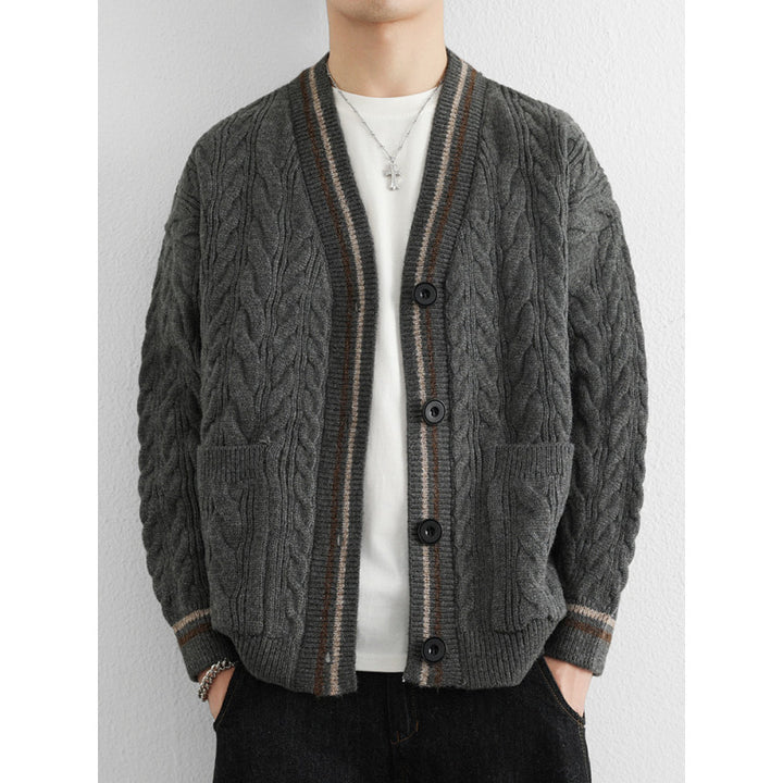 Herren Grober Zopfstrick-Cardigan mit aufgesetzten Taschen und Kontraststreifen Echoarchiv