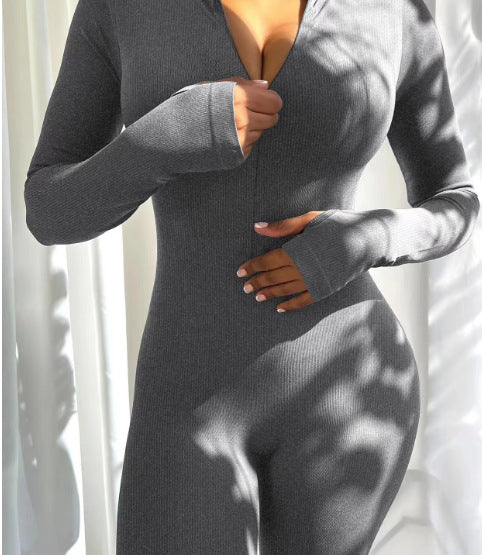 Damen nan figurbetonter Ripp-Jumpsuit mit hohem Halsausschnitt, langem Arm und sculptender Nahtführung Echo Archiv
