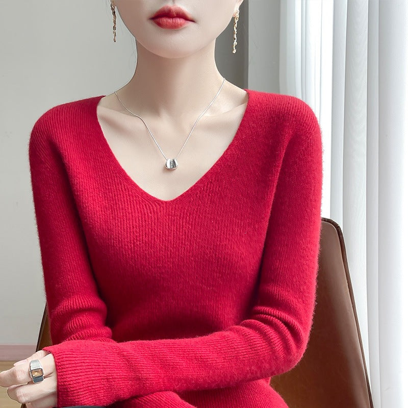 Damen Schmal geschnittener V‑Ausschnitt-Feinstrickpullover mit feiner Rippenstruktur und weicher Haptik Echoarchiv