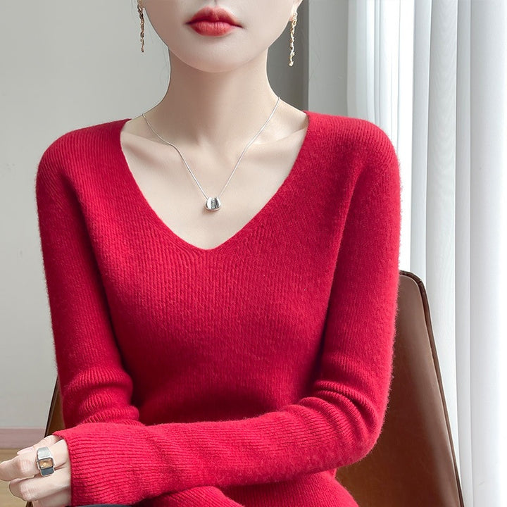Damen Schmal geschnittener V‑Ausschnitt-Feinstrickpullover mit feiner Rippenstruktur und weicher Haptik Echoarchiv