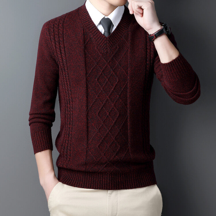 Herren V-Ausschnitt Pullover im modernen Zopfmuster Echoarchiv