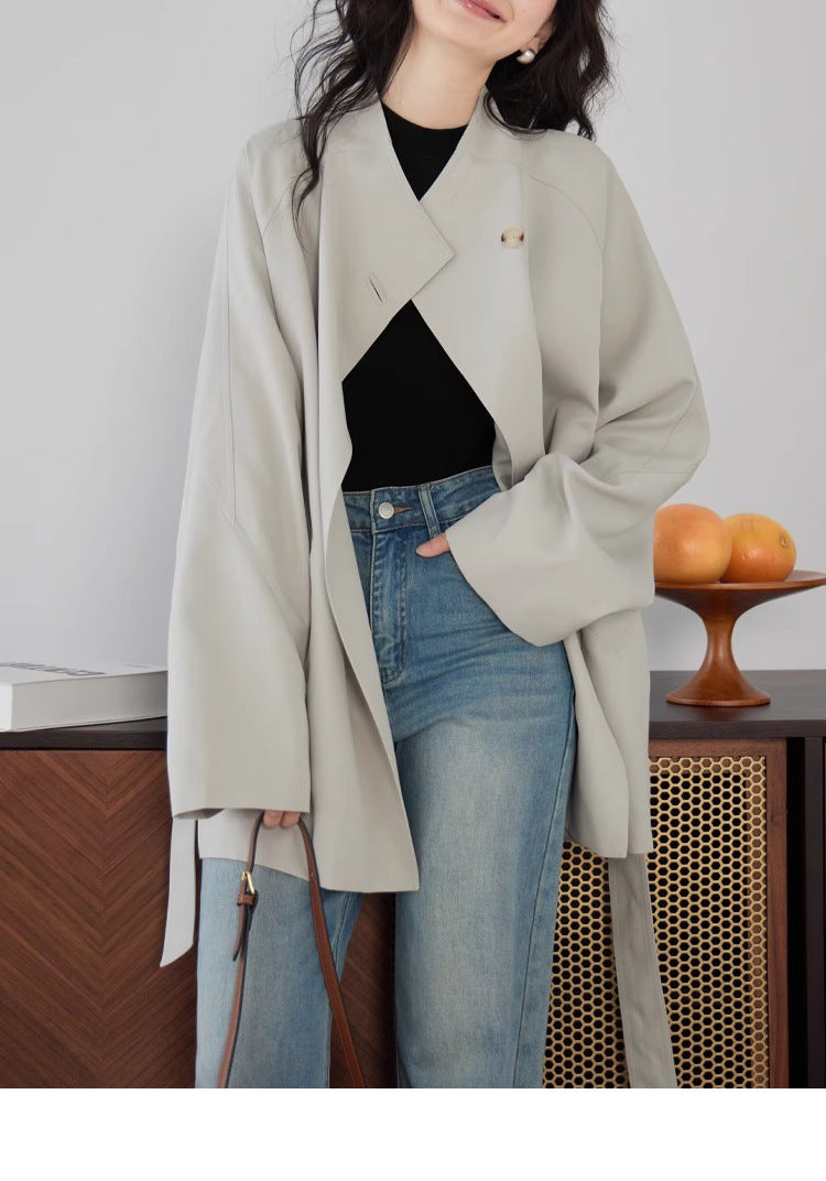 Damen Weit geschnittene Jacke mit modernen Details Echoarchiv