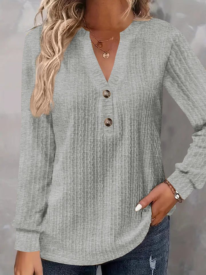 Damen Strukturiertes V‑Neck Langarmshirt mit Zierknopfleiste – Avérine