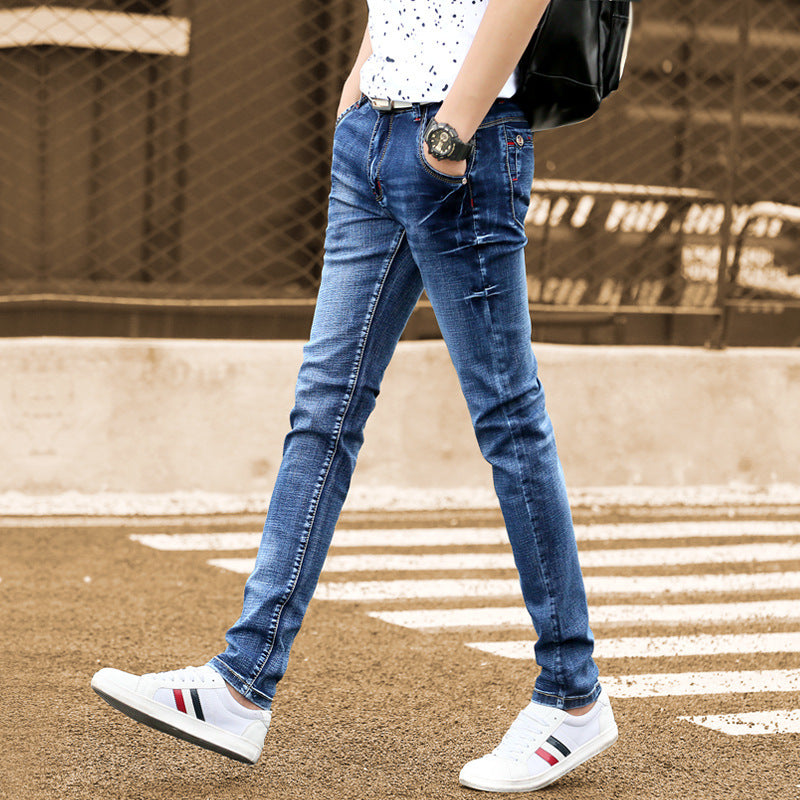 Herren Slim-Fit Jeans mit modischen Destroyed-Details Echoarchiv