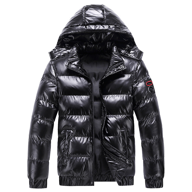 Herren glänzende Winterjacke mit isolierender Kapuze und modernen Steppdetails Echoarchiv
