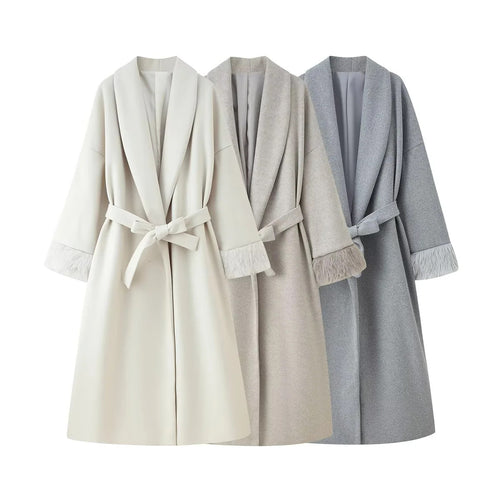 Damen oversize Mantelrobe mit weitem Schalkragen, Taillenband und Fauxfur-Manschetten – Montévia