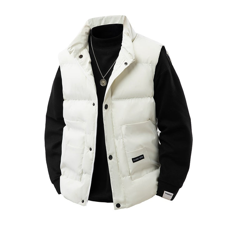 Herren Thermo‑Steppweste mit hoher Kragenblende, Druckknopf‑Front & aufgesetzten Utility‑Taschen Echoarchiv