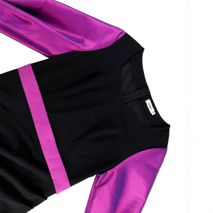 Damen Abendkleid mit voluminösen Ärmeln und elegantem Saum Echo Archiv