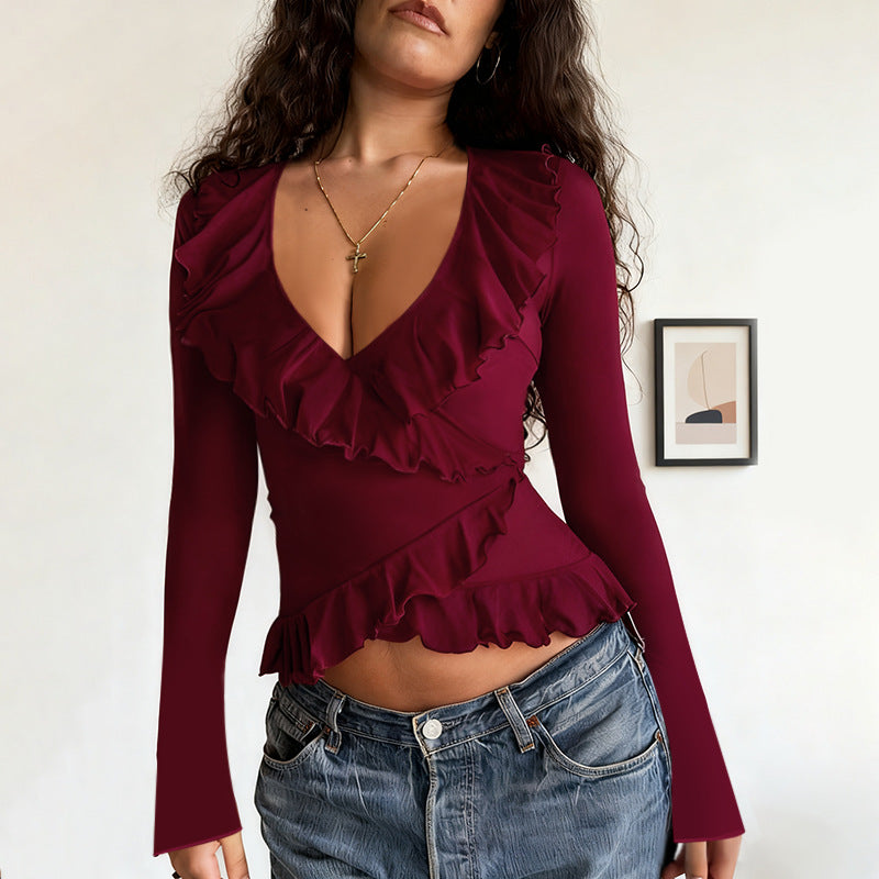 Damen Langarmshirt mit tiefem V-Ausschnitt, asymmetrischen Volants und tailliertem Peplum – Avérine