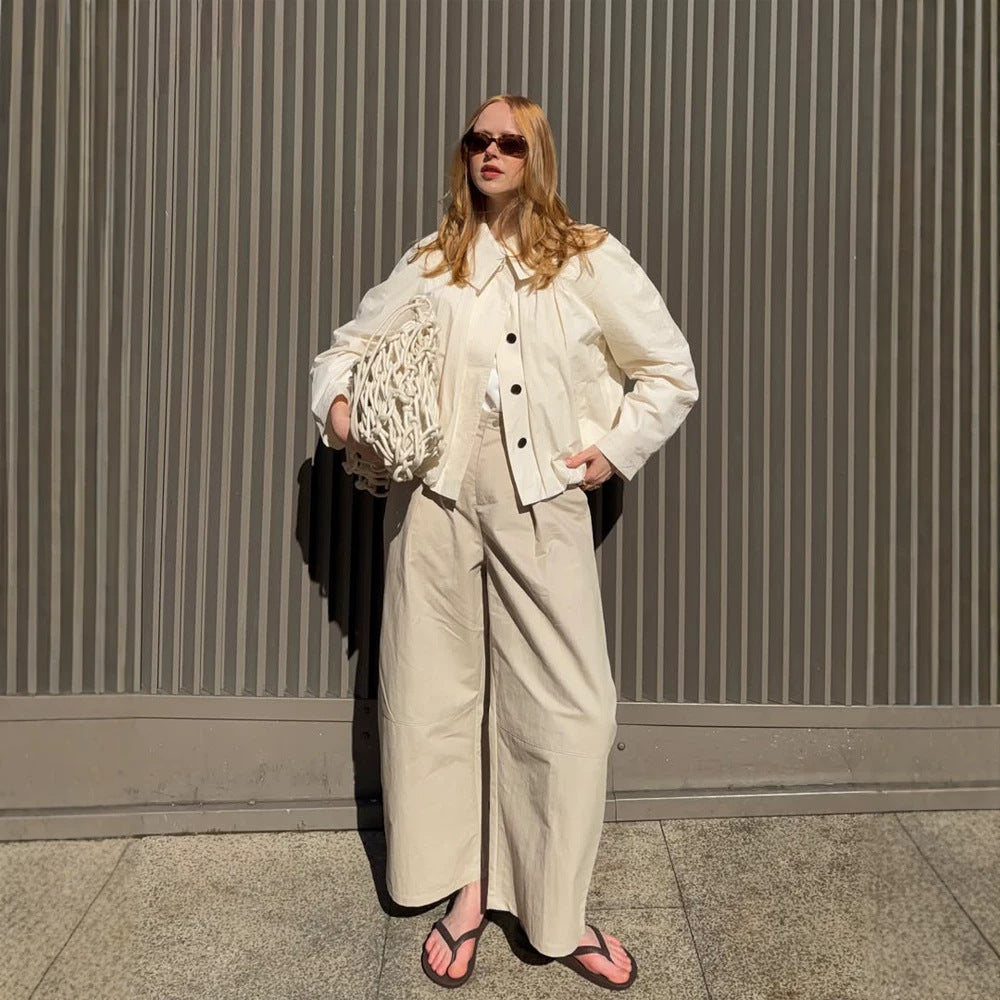 Damen Leichte Cropped‑Blusejacke mit kastiger Silhouette, übergroßem Hemdkragen und Ballonärmeln Echoarchiv