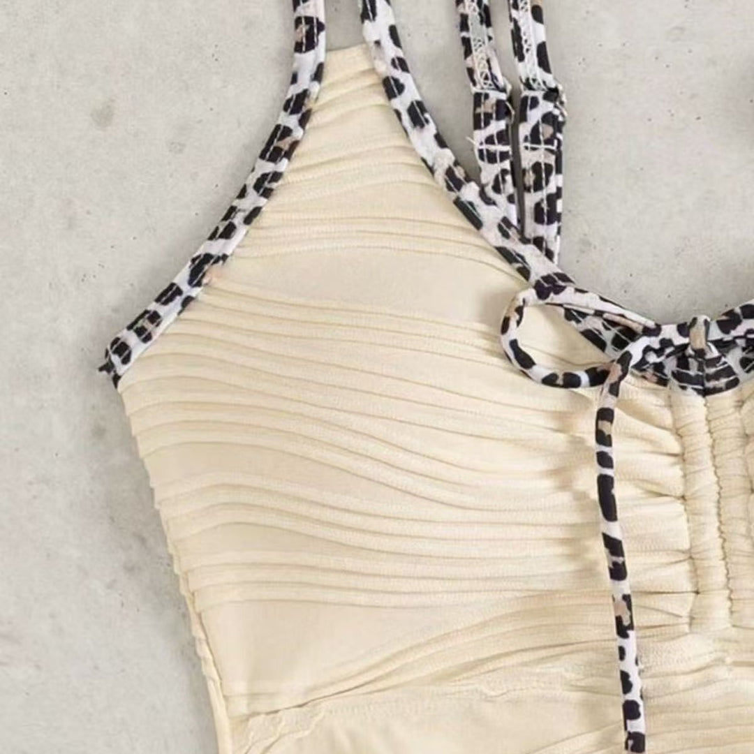 Damen Tankini mit gerafftem Oberteil und verspieltem Kordelzug Echo Archiv