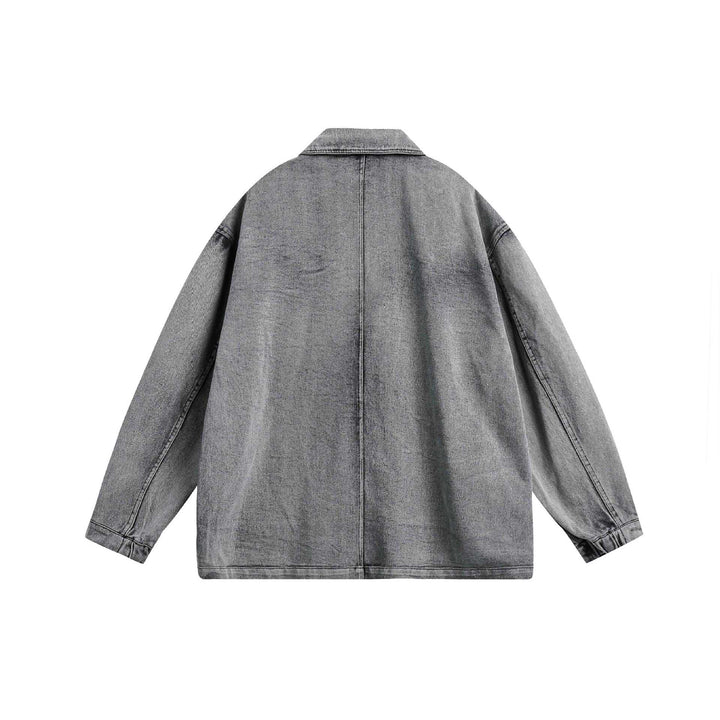 Unisex Oversize Denim‑Blousonjacke im Vintage‑Wash mit Reverskragen und aufgesetzten Pattentaschen Echoarchiv