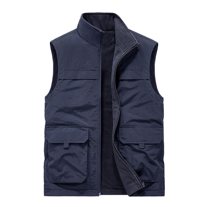 Herren Wattierte Utility-Weste mit Fleece-Innenfutter, Mehrfach-Taschen und Stehkragen Echoarchiv