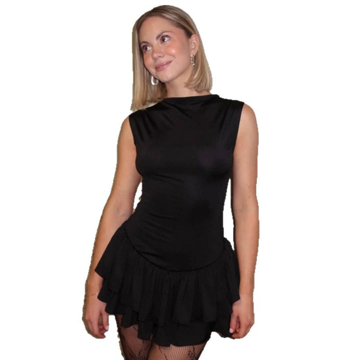 Damen Rüschen-Minikleid mit figurbetontem Oberteil und fließendem Stoff Echo Archiv