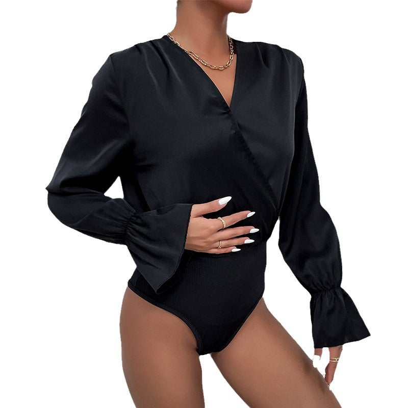 Damen Satin-Body mit Wickel-V-Ausschnitt, tailliertem Rippbund und Volantärmeln Echoarchiv
