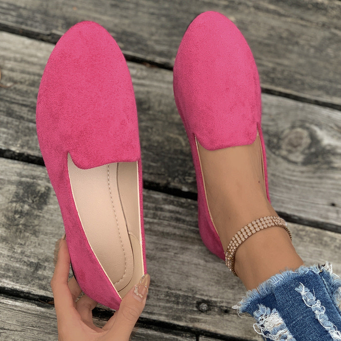 Damen Bequeme Slipper Im Eleganten Design mit Weicher Oberflächenstruktur – Lioré
