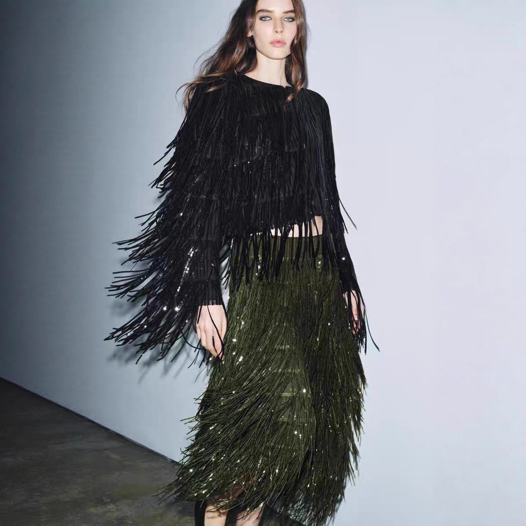 Damen Fransenrock aus schimmerndem Material mit eleganten Details Echo Archiv